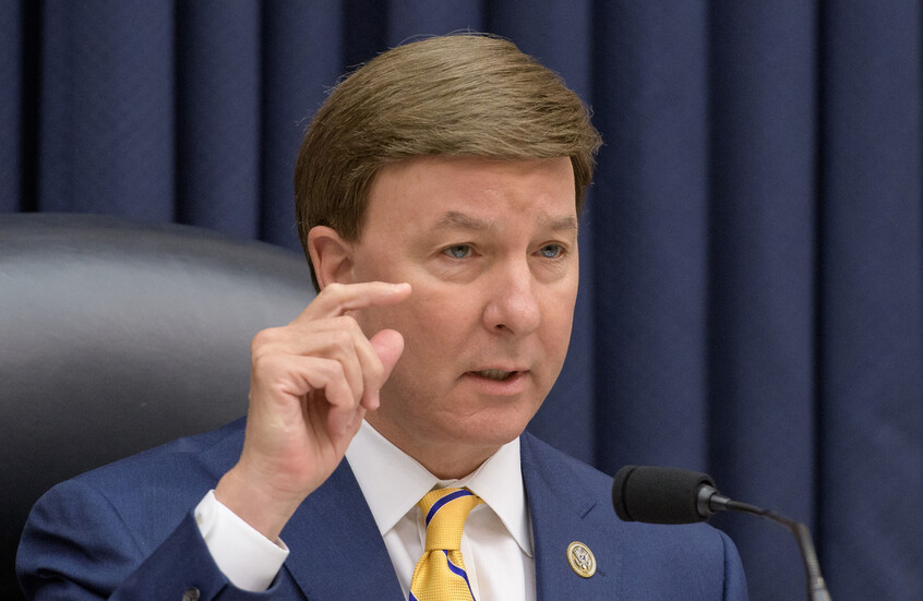 نواب أمريكيون يحذرون من الانجرار لحرب برية مع إيران