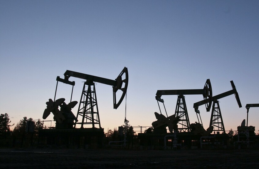 ارتفاع أسعار النفط مع إعادة تقييم المستثمرين فرص التهدئة في الشرق الأوسط