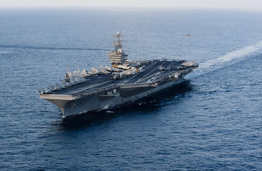 إصابة بحار أمريكي على متن حاملة "أبراهام لينكولن" في بحر العرب