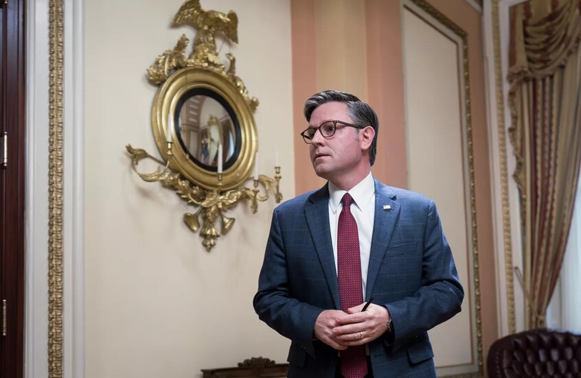 جونسون يستبعد شن عملية برية أمريكية في إيران