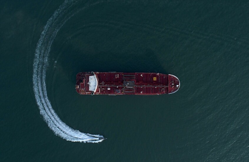 تطور جديد في "هرمز" والحرس الثوري يرد على "أكاذيب ترامب" على العالم