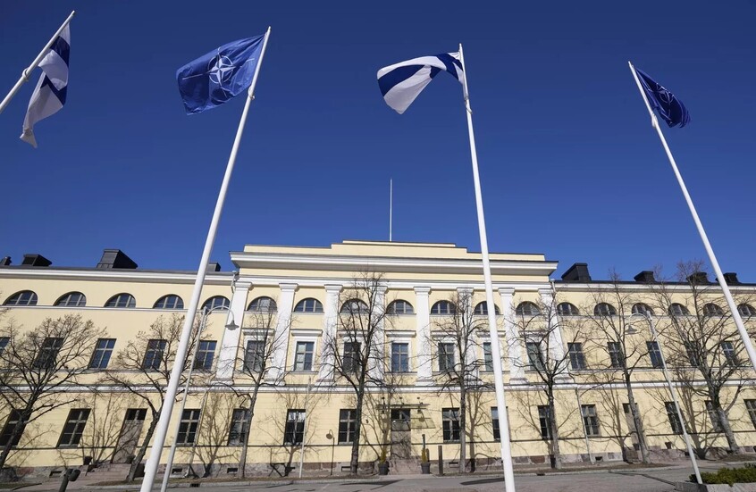 نائب فنلندي يطالب باستدعاء سفير أوكرانيا بعد حادثة المسيرات: صمت هلسنكي يكشف تورطها في ضرب روسيا