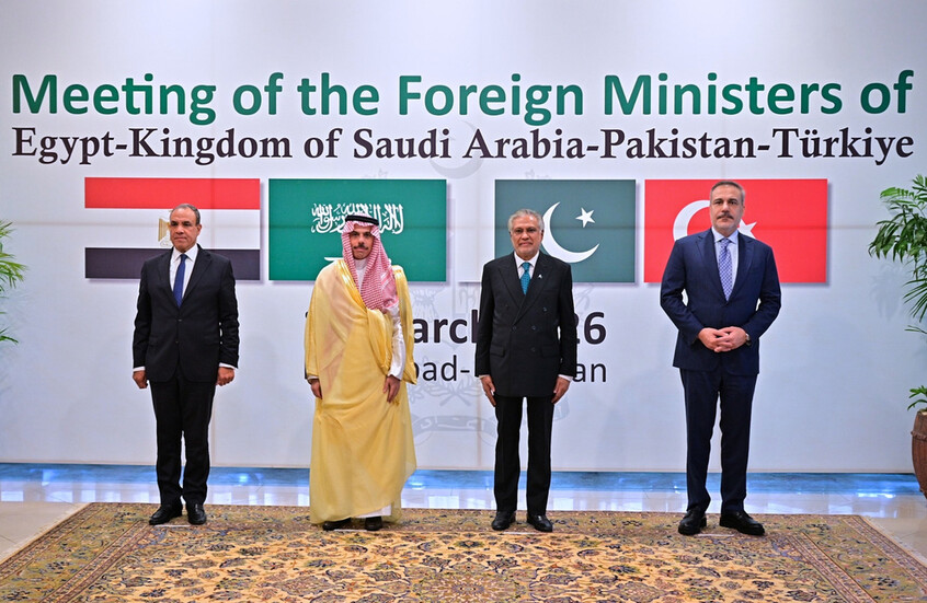 وزير خارجية باكستان: الحرب بين إيران والولايات المتحدة لا تنفع أحدا