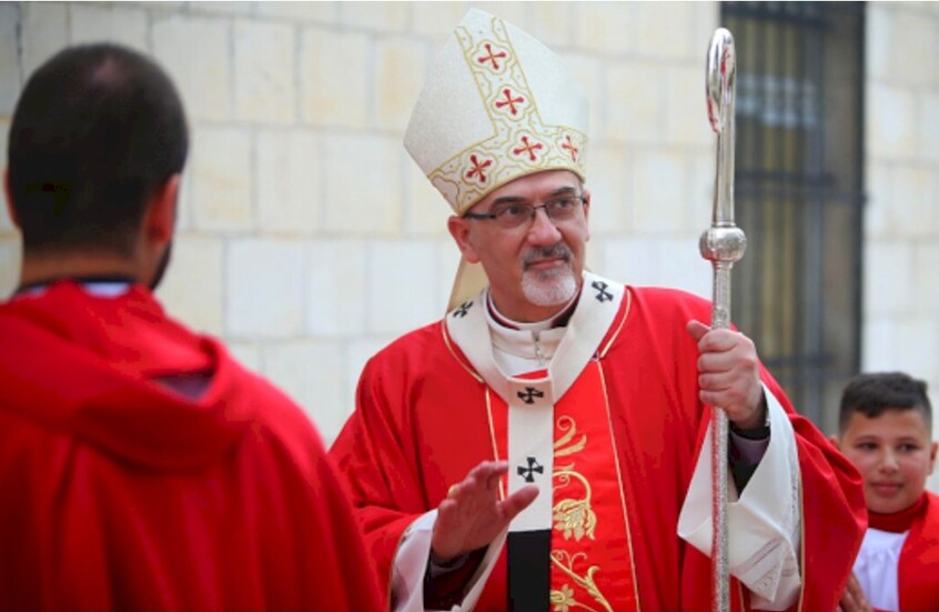 الرئيس اللبناني يدين منع بطريرك اللاتين في القدس من الوصول إلى كنيسة القيامة