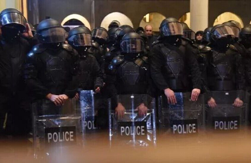 تبليسي: اعتقال 13 نازيا بينهم 7 قاصرين