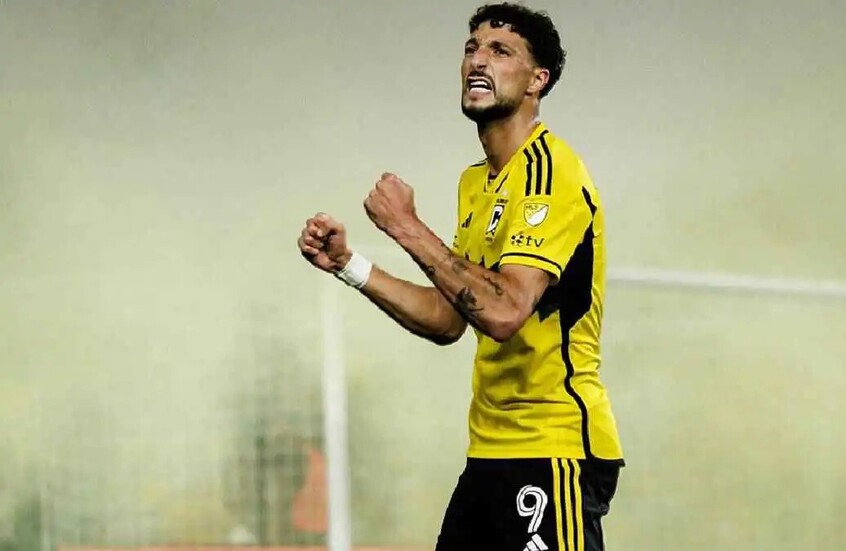 جدل كبير حول عودة وسام أبو علي للأهلي المصري