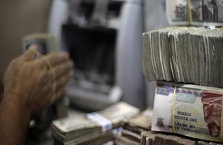 مديونية خيالية تهز إمبراطورية أحد أكبر رجال الأعمال في مصر