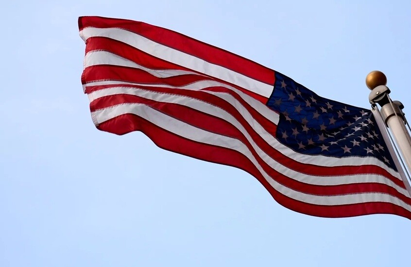 واشنطن تحذر مواطنيها في السعودية من "تهديدات إيرانية" وتطلب منهم البقاء في منازلهم