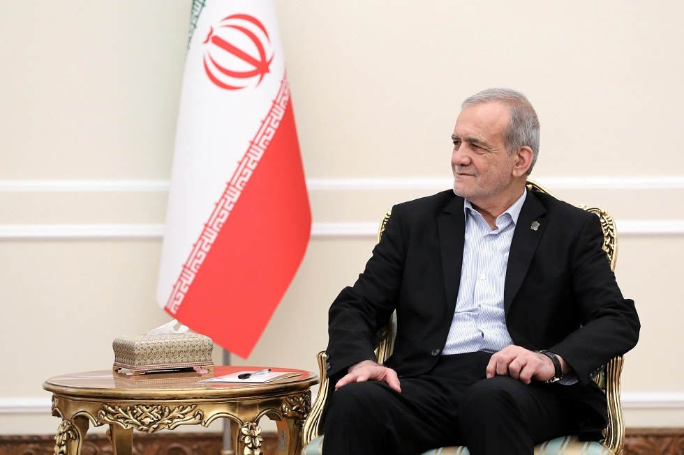 بزشكيان: استسلام إيران دون شروط حلم سيأخذه العدو معه إلى القبر