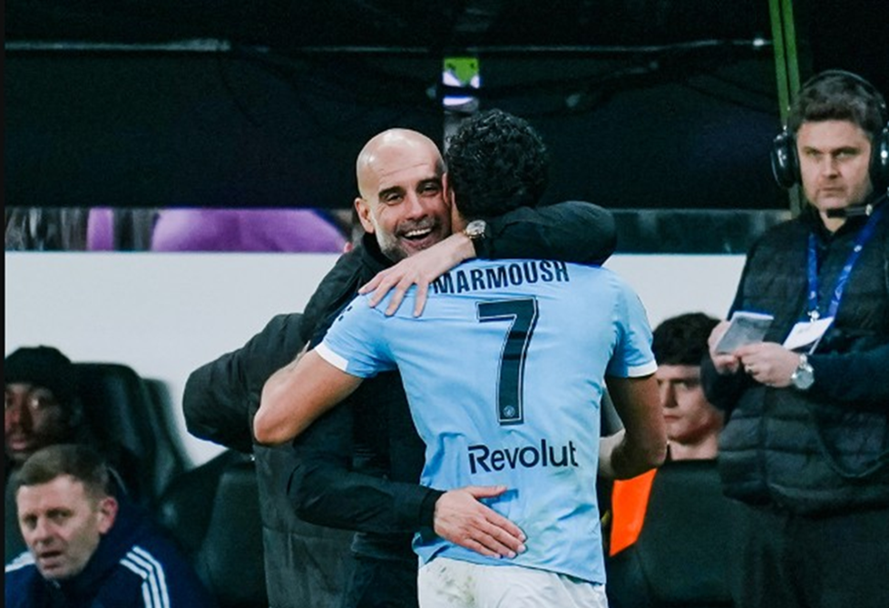 غوارديولا يكيل المديح لعمر مرموش ويحدد نقاط قوته وضعفه