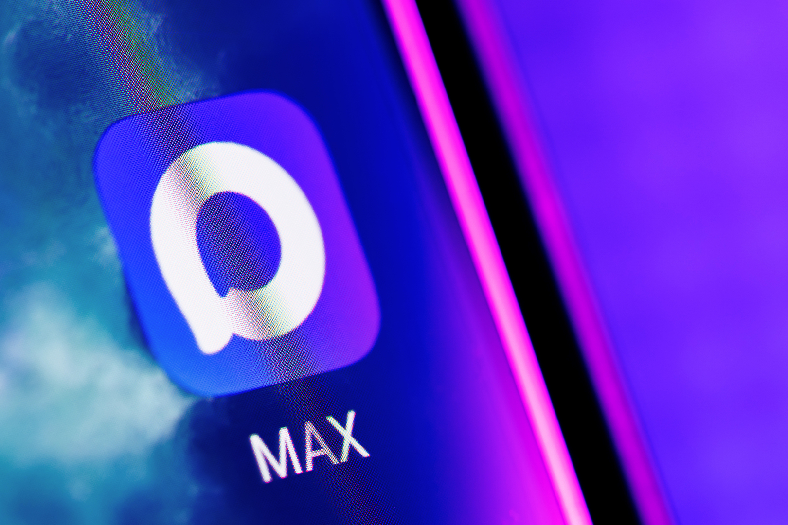 Мессенджер MAX добавил расшифровку видео и бизнес-инструменты