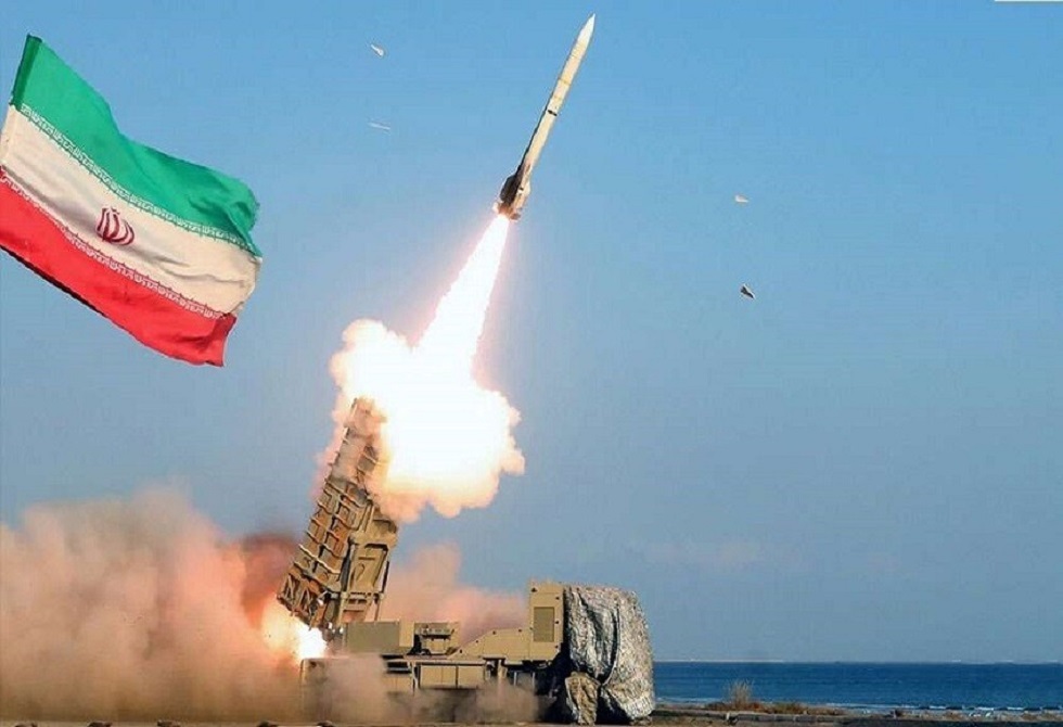 إيران تعلن عن استهدافها 3 مواقع حساسة في إسرائيل