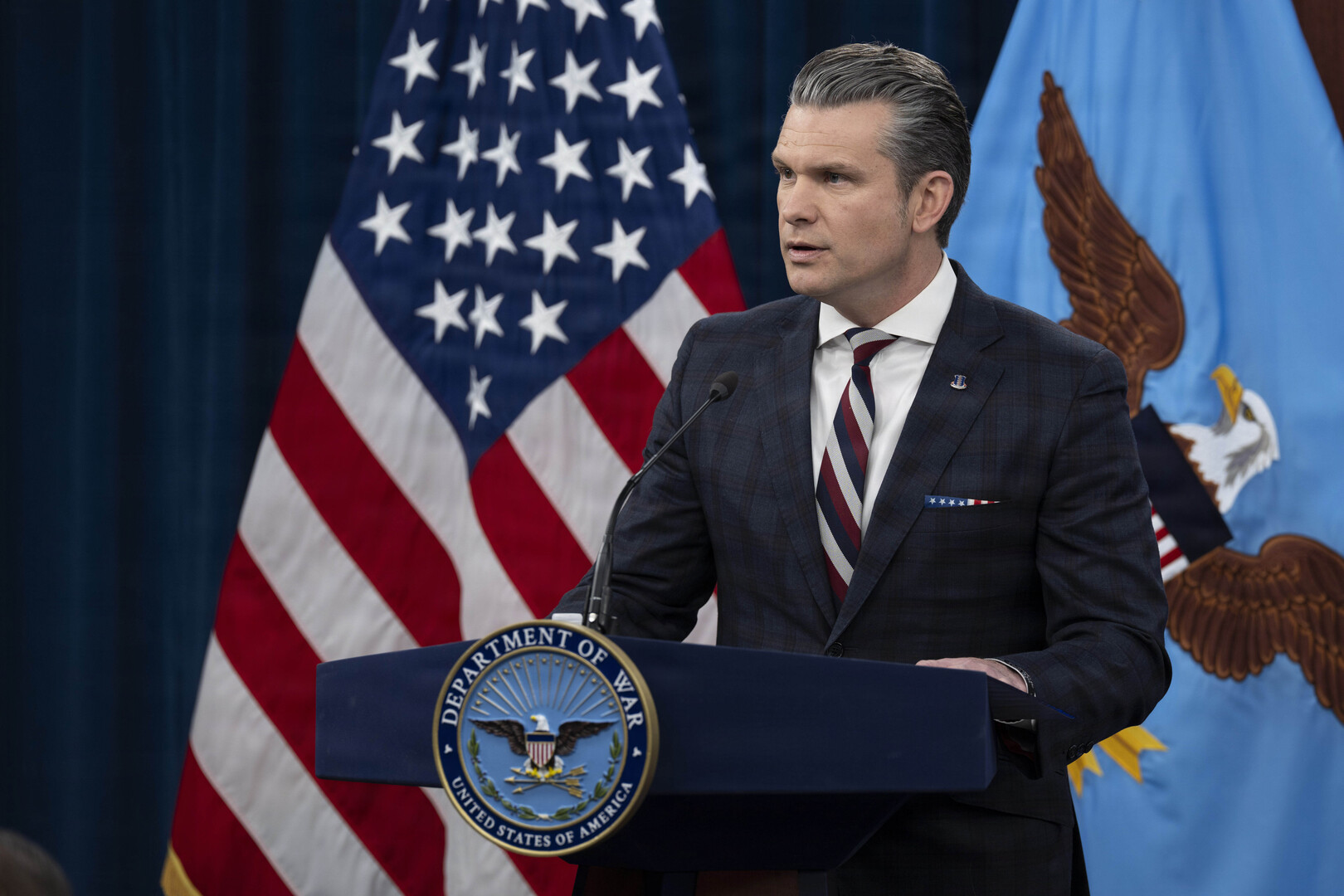 هيغسيث: القيادة المركزية الأمريكية تحقق في ملابسات الضربة التي استهدفت مدرسة في إيران