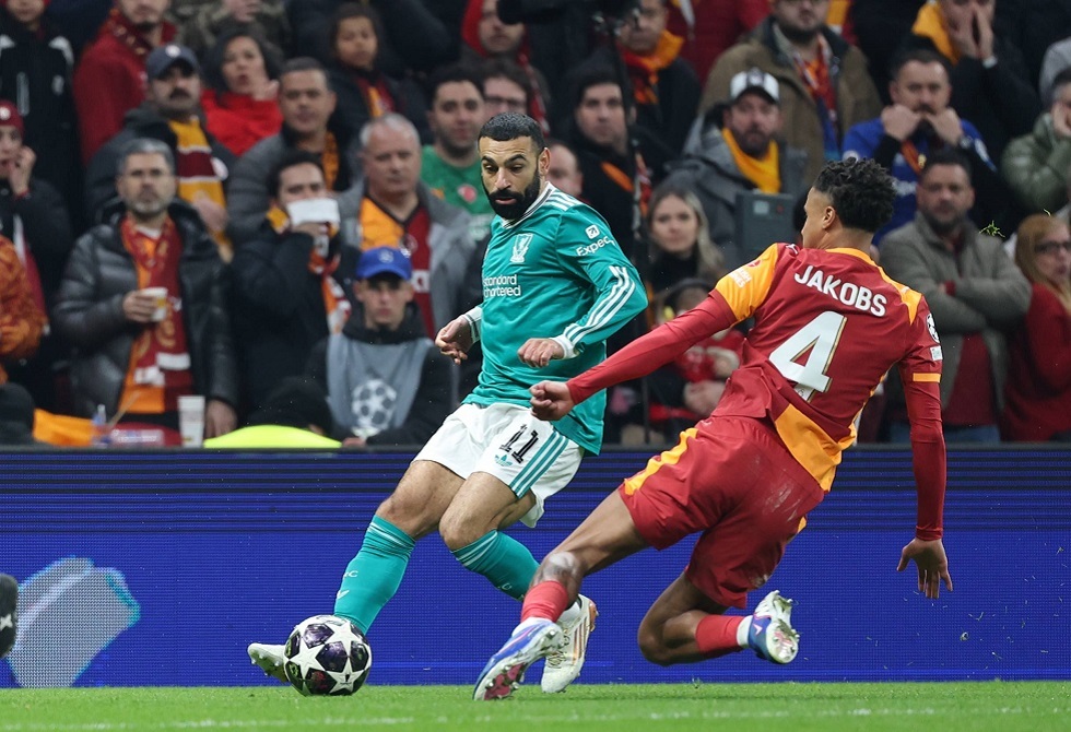 رئيس غلطة سراي يشعل حماس لاعبيه بمكافآت "فلكية" لإقصاء ليفربول