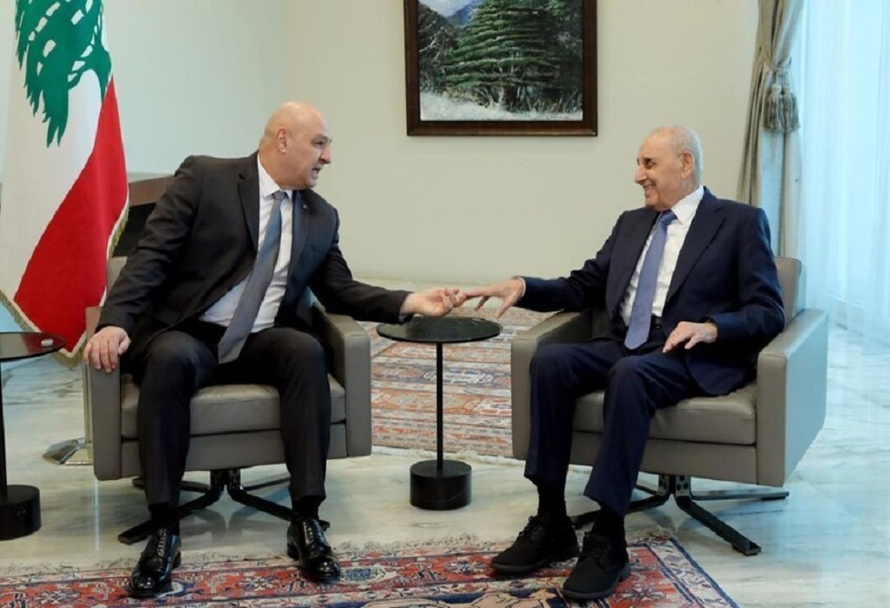 لبنان.. مشاورات بين الرؤساء الثلاثة لتشكيل وفد تفاوضي مع إسرائيل