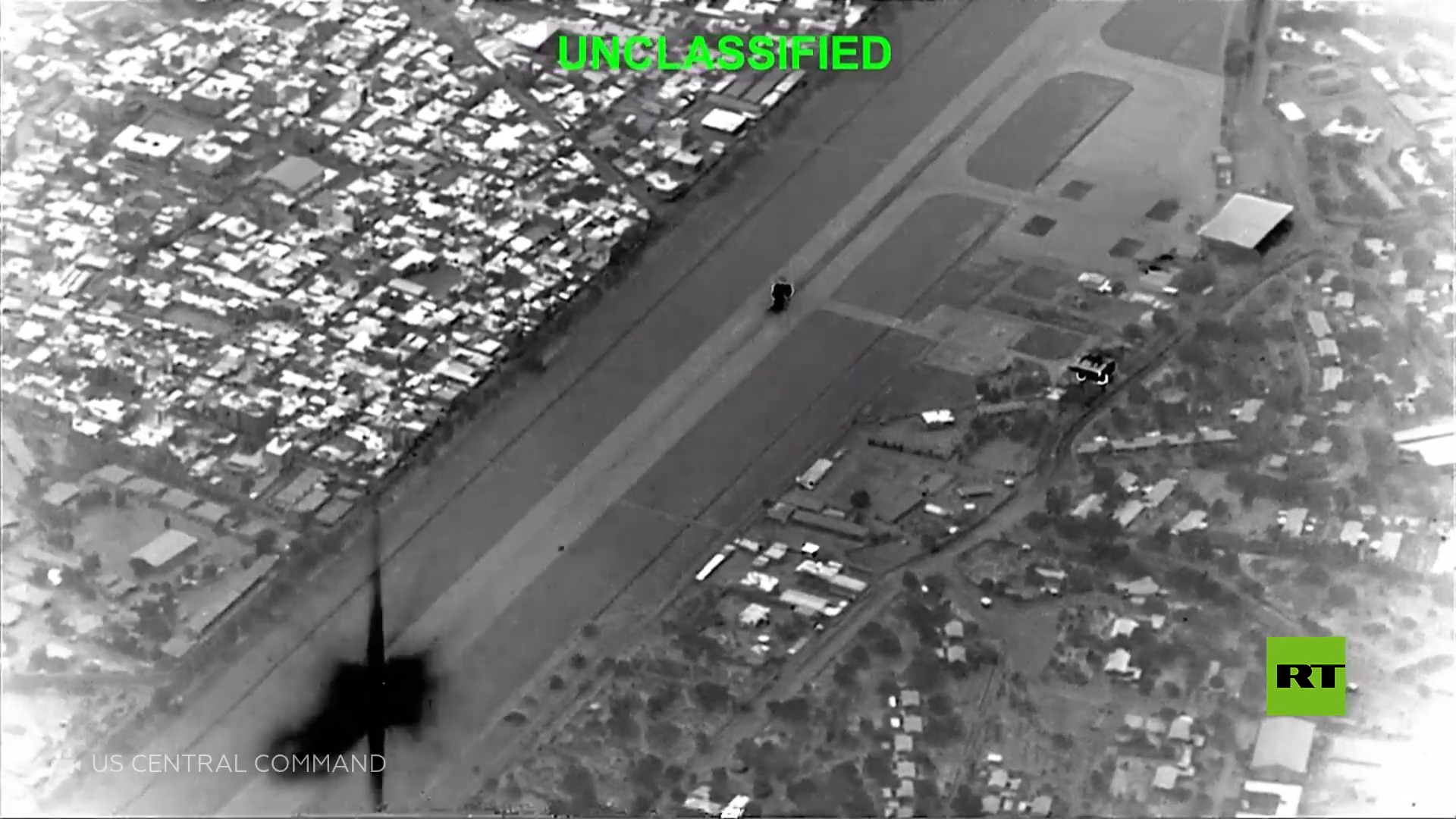 القوات الأمريكية تقصف "قلب النفط" الإيراني