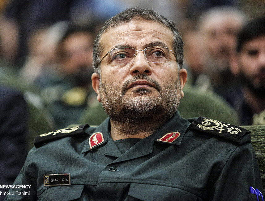 الجيش الإسرائيلي يعلن قتله قائد قوات الباسيج رضا سليماني أمس في طهران