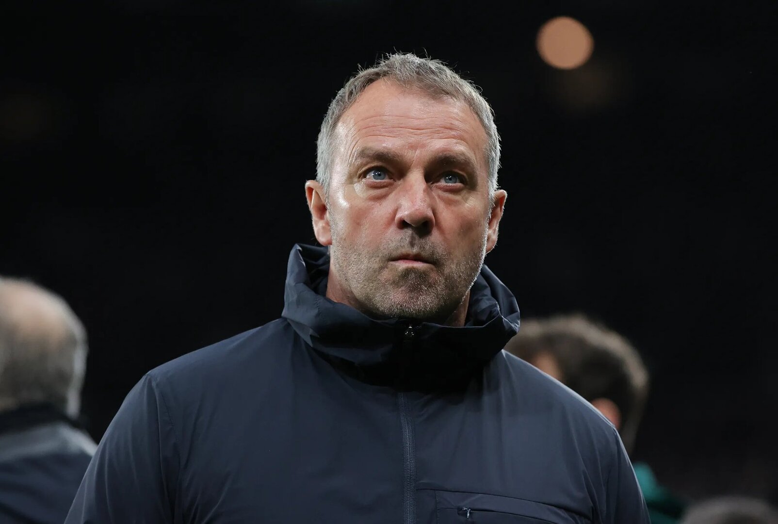 موقف برشلونة تجاه مستقبل فليك