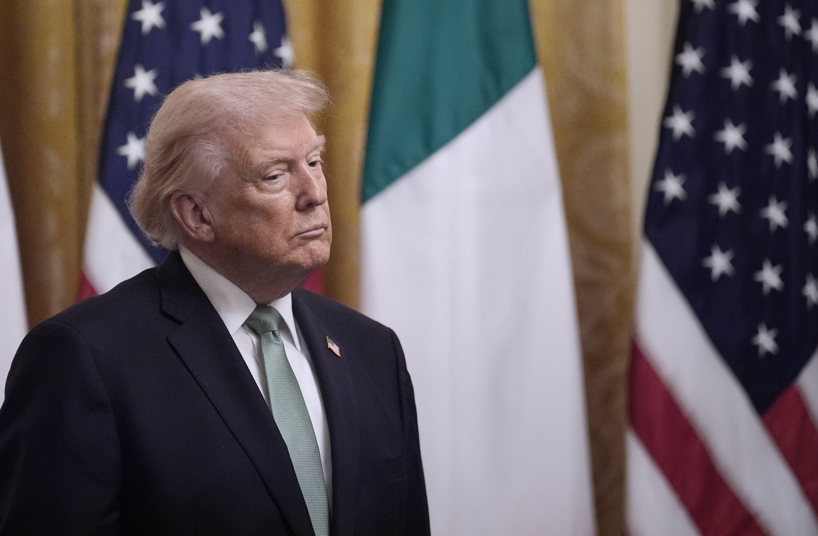 ترامب: إيران "الراعي الرسمي الأول للإرهاب" ونسير لإنهائها