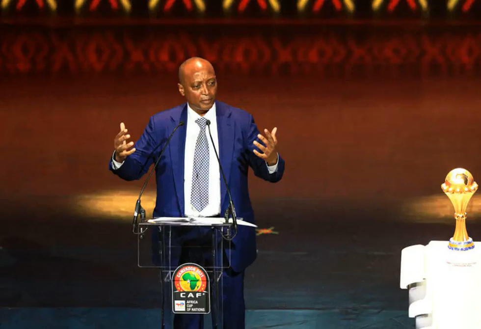 أول تعليق من رئيس "الكاف" بعد تجريد السنغال من لقب كأس إفريقيا وتتويج المغرب