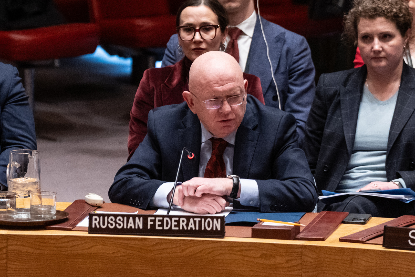 نيبينزيا: السلطات الأوكرانية لا تهتم بمفاوضات السلام