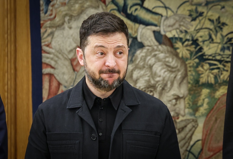 برلماني فنلندي يدعو زيلينسكي إلى التوجه إلى موسكو لإنقاذ أوكرانيا