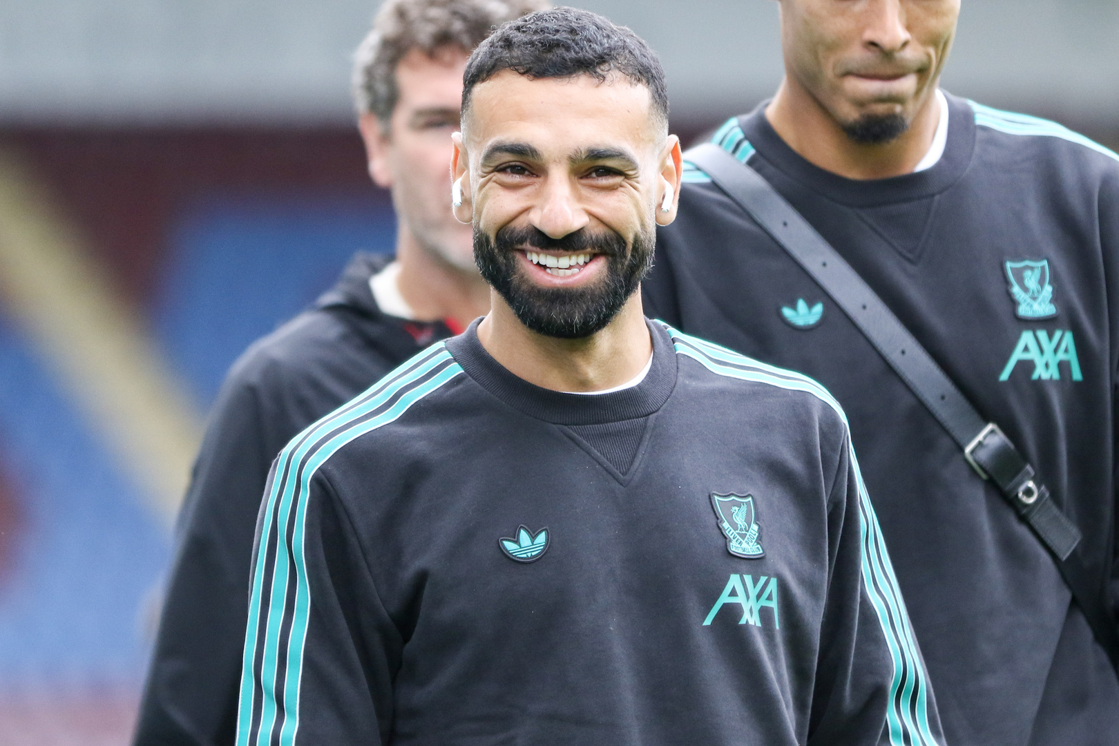 راتب محمد صلاح يتضاعف 3 مرات بعد رحيله عن ليفربول!.. وزلزال على مواقع التواصل