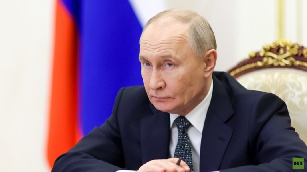 بوتين يتعهد بمتابعة قضية عالم آثار روسي محتجز في بولندا وسط تحذيرات من "تسييس التراث"