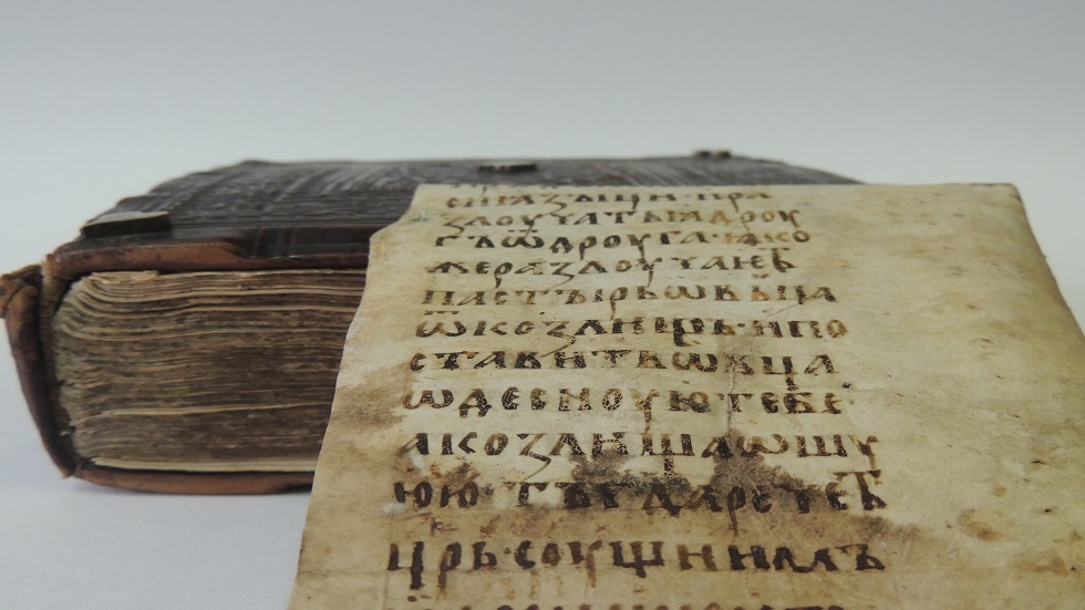 روسيا.. ابتكار خوارزمية للبحث عن كلمات محورية في المخطوطات