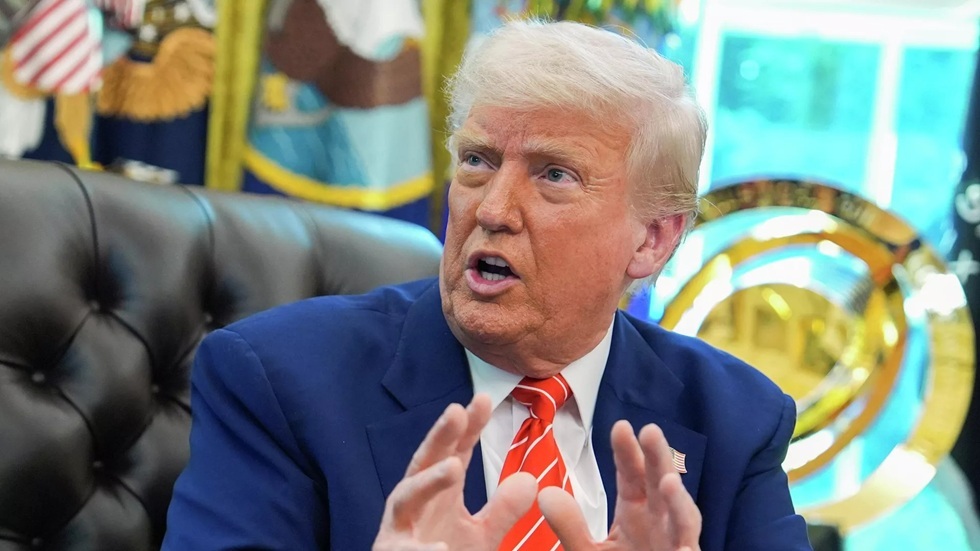 ترامب: السيطرة على نفط إيران خيار قائم على الطاولة