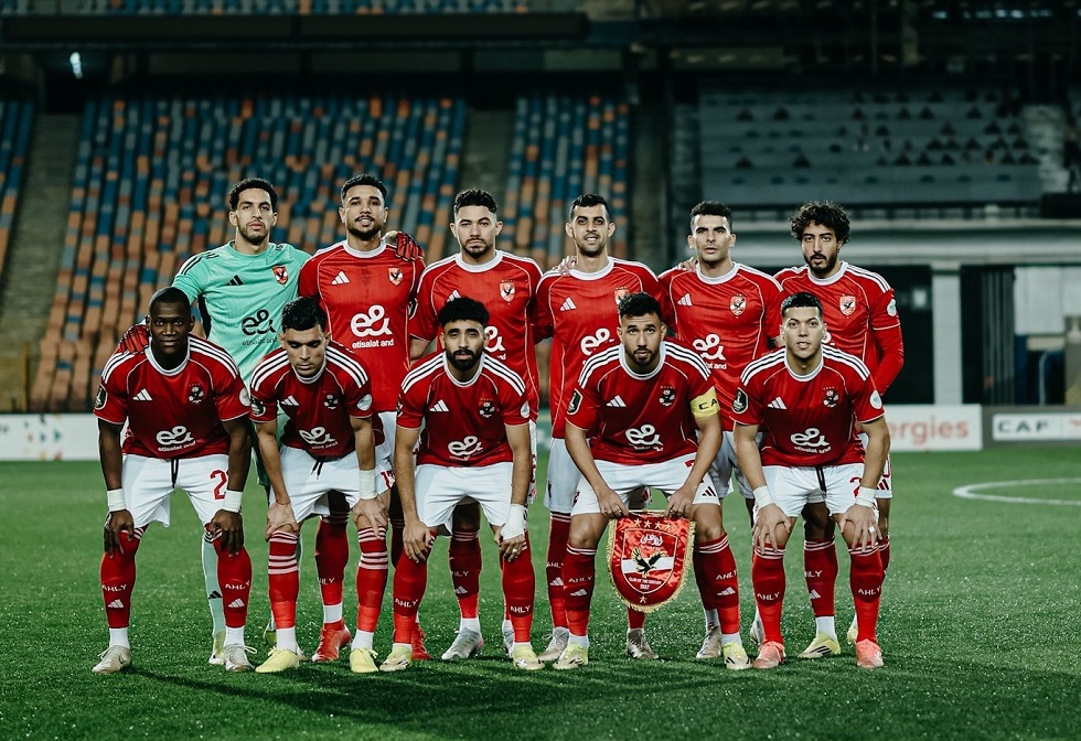 دفع الثمن غاليا...الأهلي المصري يتكبد خسارة كبيرة للتخلص من كامويش "العقيم"