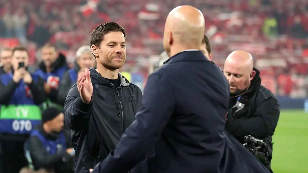 شروط تشابي ألونسو تحدد موقفه من تدريب ليفربول