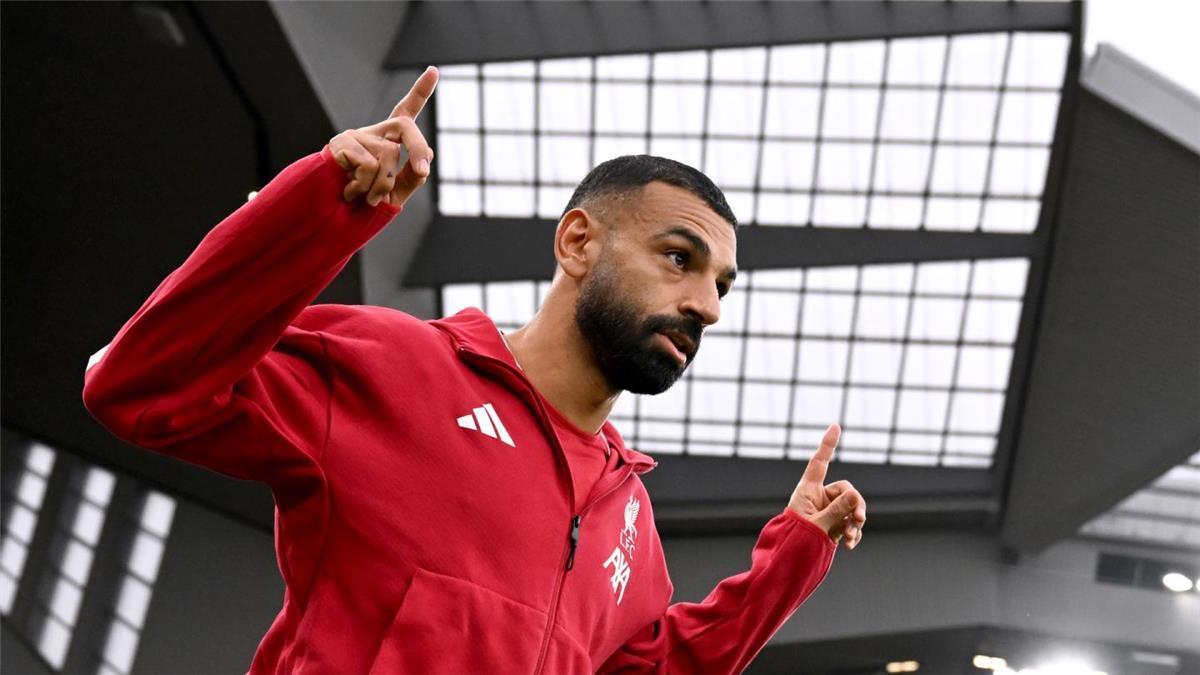 بعد إعلان رحيله عن ليفربول.. محمد صلاح يتلقى صدمة قوية