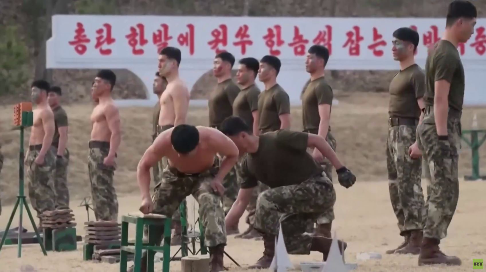 كوريا الشمالية.. لقطات مميزة لتدريبات مكثفة لوحدات القوات الخاصة