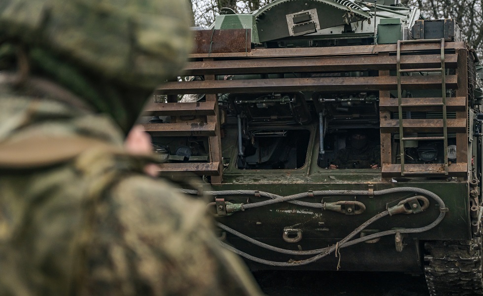 الدفاع الروسية تعلن تحرير بلدة جديدة شمال أوكرانيا