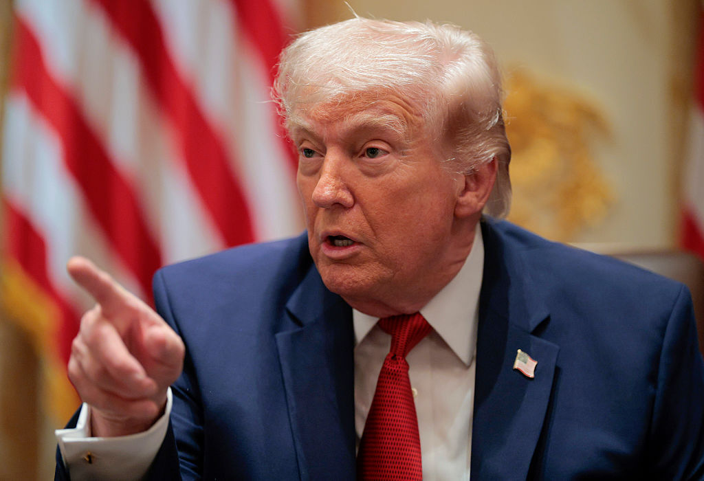 ترامب لبريطانيا وفرنسا: اذهبوا وخذوا نفطكم من مضيق هرمز بأنفسكم لن نساعدكم بعد اليوم