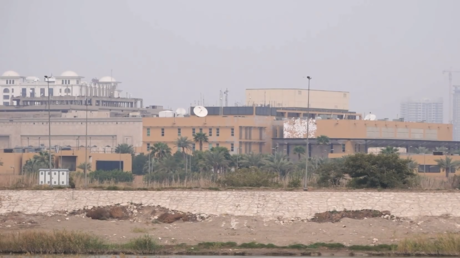 مشاهد لمبنى السفارة الأمريكية في بغداد بعد استهدافه بمسيّرة