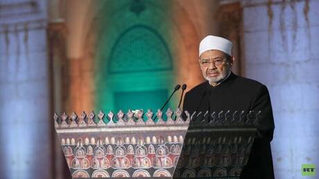  شيخ الأزهر عشية عيد الفطر: نمر بمحنة قاسية ونوجه نداء عاجلاً للعالم الإسلامي