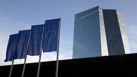 نمو منطقة اليورو توقف تقريبا وسط ارتفاع التضخم