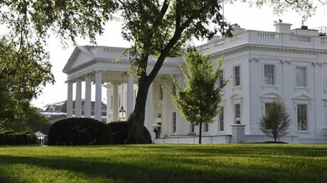 ترامب يعلن عن زيارة ملك بريطانيا للولايات المتحدة في أبريل