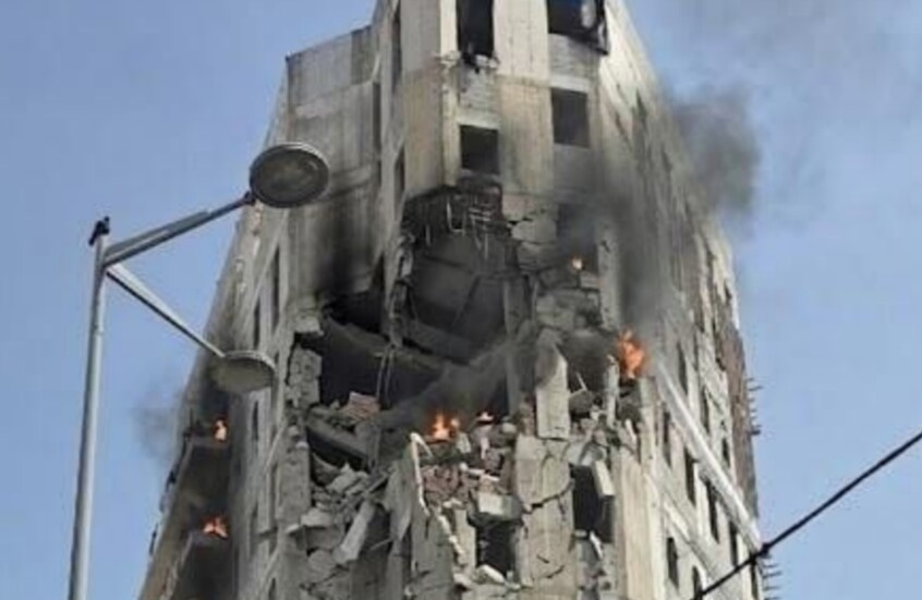 إسرائيل.. إصابات جراء سقوط شظايا صاروخية في بني براك (صور)