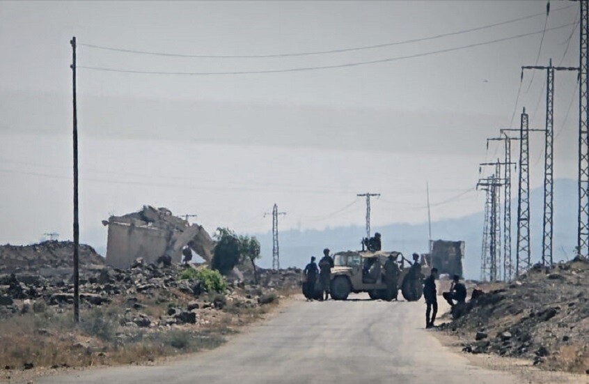 الجيش الإسرائيلي يستهدف إعلاميين جنوب سوريا (فيديو)