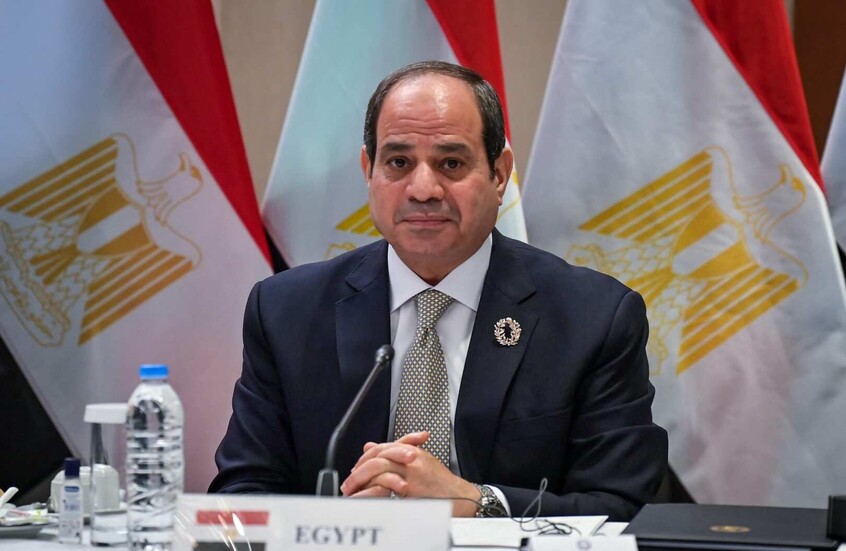 السيسي يحذر من تداعيات الحرب على مصر ويطالب الحكومة ضمان استقرار السوق