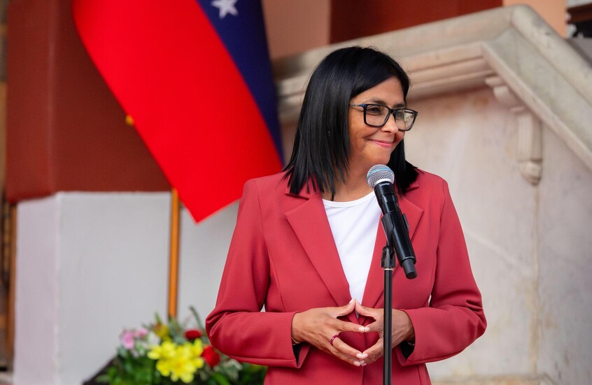 الولايات المتحدة ترفع العقوبات عن رئيسة فنزويلا المؤقتة