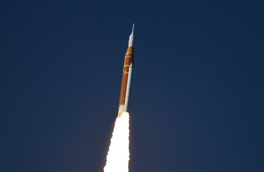 مشكلة جديدة تواجه مركبة Orion المتجهة نحو القمر