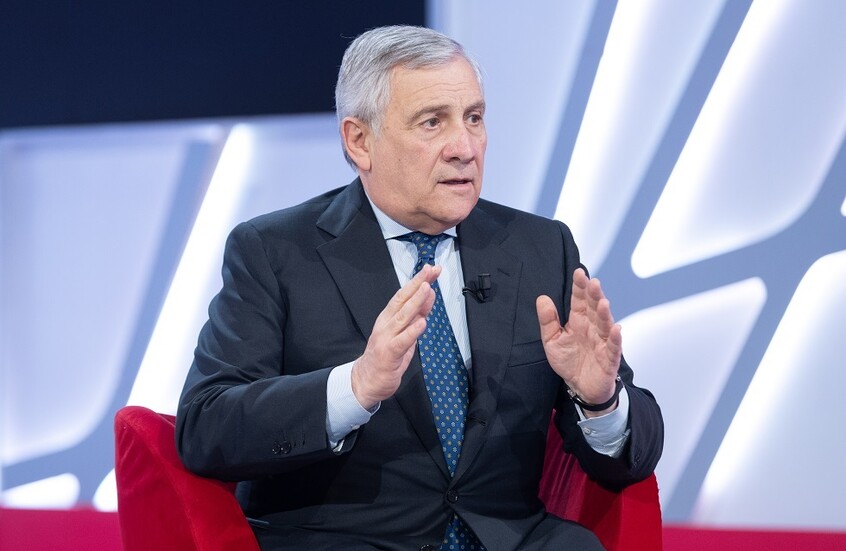 وزير ‌الخارجية ​الإيطالي يحذر من ⁠تدفق ​المهاجرين بسبب ​الصراع ​في إيران