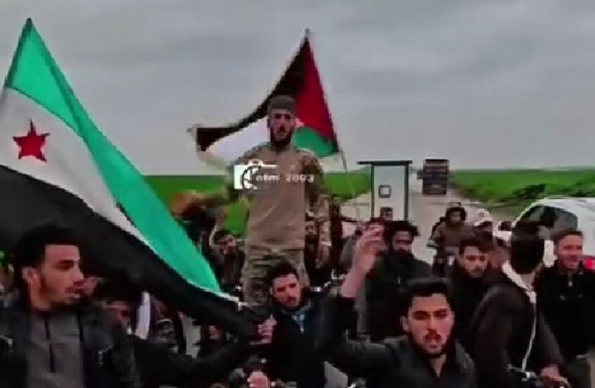 سوريا.. مظاهرات في القنيطرة تدعو لقصف تل أبيب