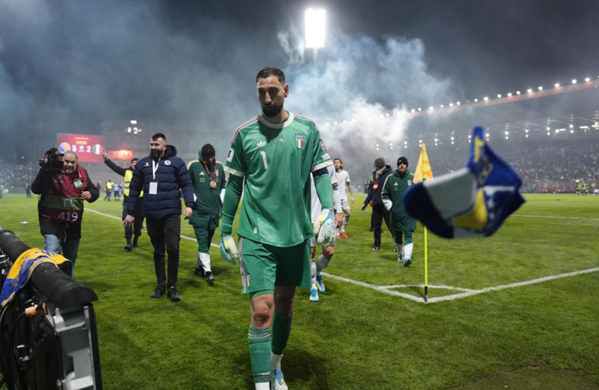 دوناروما يكسر صمته بعد كارثة غياب إيطاليا عن كأس العالم