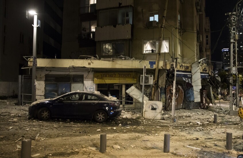 مراسلة RT: رشقة صاروخية جديدة من إيران تستهدف إسرائيل ودوي انفجارات في المركز