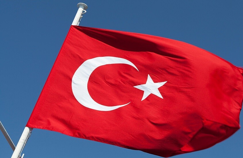 تركيا تشير إلى 5 مسارات نقل بديلة للالتفاف على مضيق هرمز